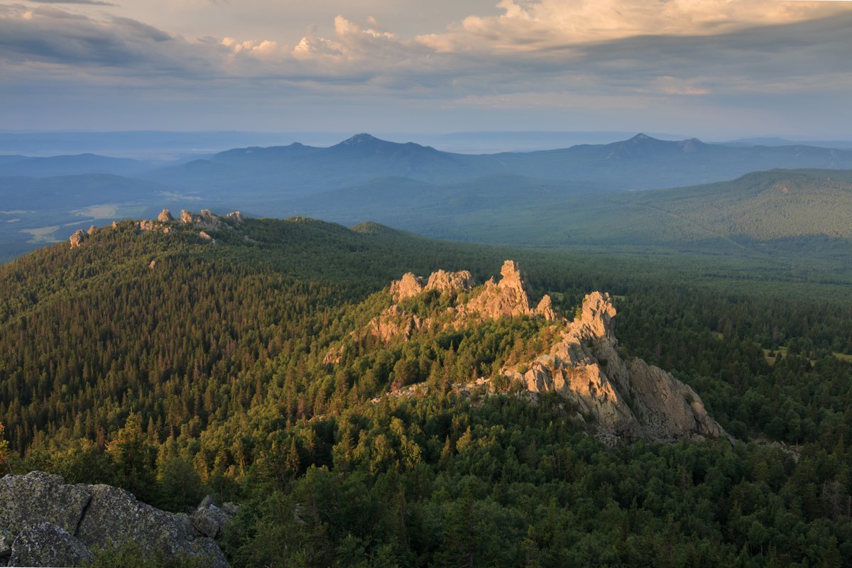 Хребет Ялангас